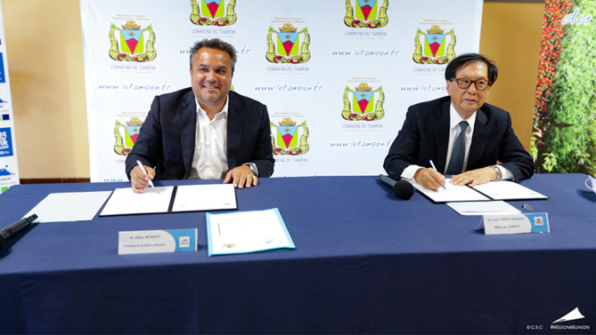 Signature d’accords-cadres entre la Région Réunion et les communes du Tampon et de Saint-Pierre