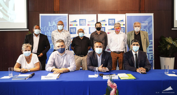 La Région Réunion et les acteurs du Numérique ensemble pour structurer la filière La Région Réunion et les acteurs du Numérique ensemble pour structurer la filière