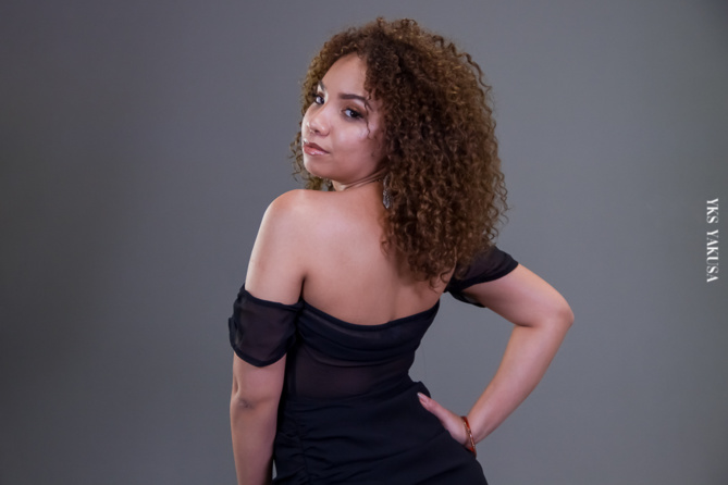 Emmaya la Réunionnaise qui met tout en oeuvre pour devenir actrice Emmaya la Réunionnaise qui met tout en oeuvre pour devenir actrice