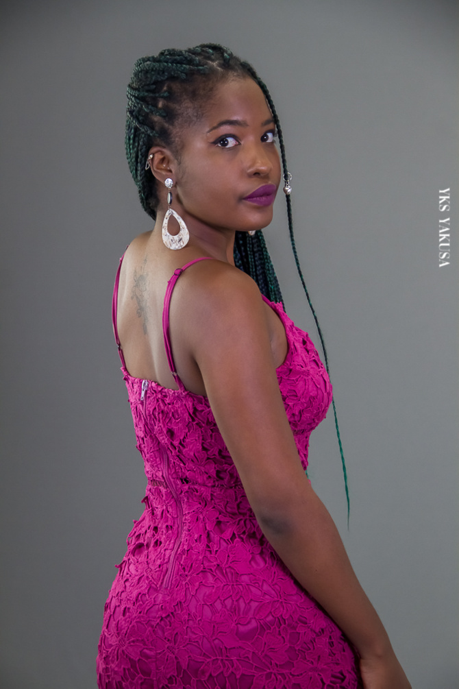 Drynscha Hebreu : " Je suis une femme black et fière de l’être! " Drynscha Hebreu : " Je suis une femme black et fière de l’être! "