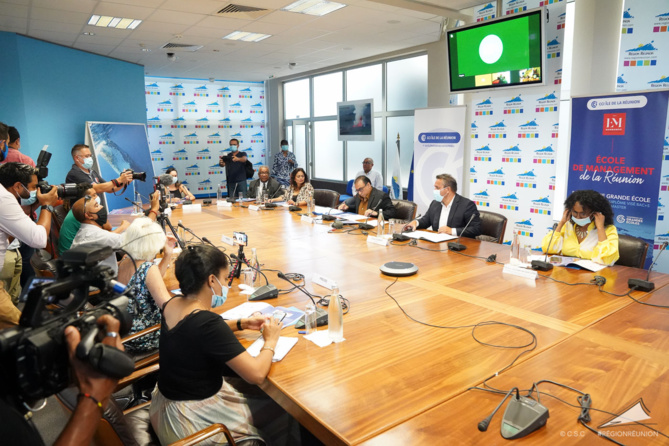 Une Grande École de Management à La Réunion Une Grande École de Management à La Réunion