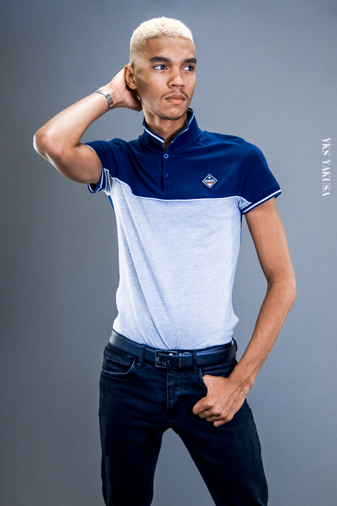 Christopher Clain: " oui, je suis gay et alors? " Christopher Clain: " oui, je suis gay et alors? "