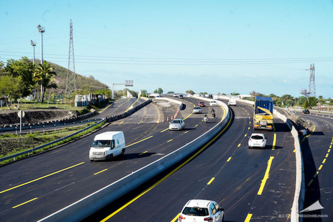 Nouveau Franchissement de la Rivière des Galets (NFRDG) : Ouvertures des bretelles Nouveau Franchissement de la Rivière des Galets (NFRDG) : Ouvertures des bretelles