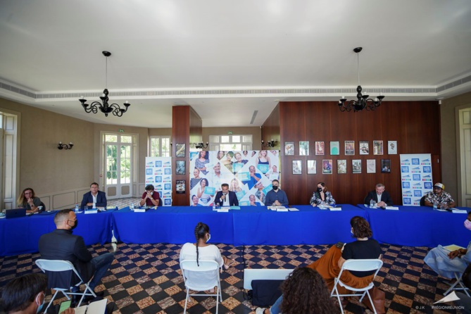 « La Réunion : ce qui nous rassemble » : Soutien à la filière audiovisuelle « La Réunion : ce qui nous rassemble » : Soutien à la filière audiovisuelle