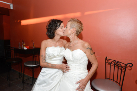 Les Mariées en boite!