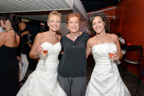 Les Mariées en boite!