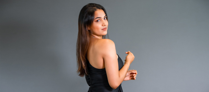 Laura Payet, la métisse malgache et réunionnaise qui prône l'acceptation de soi Laura Payet, la métisse malgache et réunionnaise qui prône l'acceptation de soi