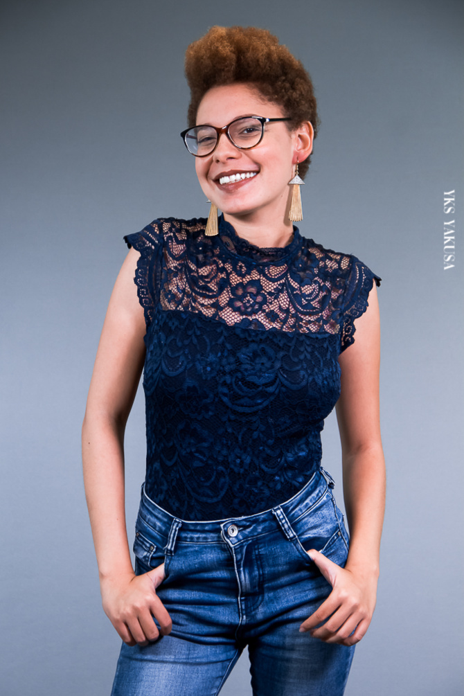 Aglaë Hoarau : harcelée et poussée elle a failli basculer dans le vide Aglaë Hoarau : harcelée et poussée elle a failli basculer dans le vide