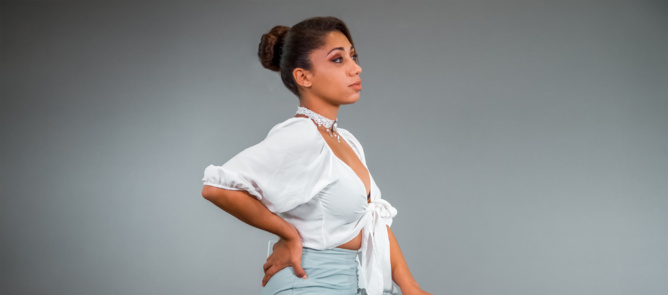 Arwen Isil, l'éclectique qui revendique son droit à la différence Arwen Isil, l'éclectique qui revendique son droit à la différence