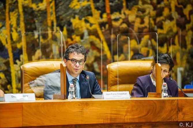 Le Plan Solaire Régional : "Développer la filière photovoltaïque à La Réunion" Le Plan Solaire Régional : "Développer la filière photovoltaïque à La Réunion"