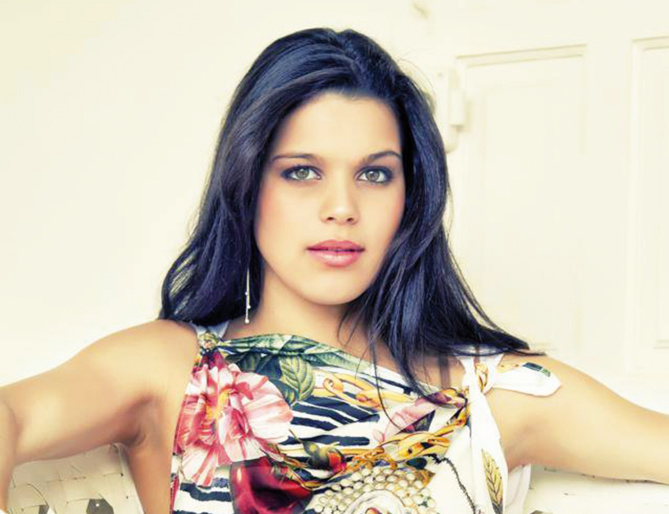 Vanille M’Doihoma miss Réunion Vanille M’Doihoma miss Réunion