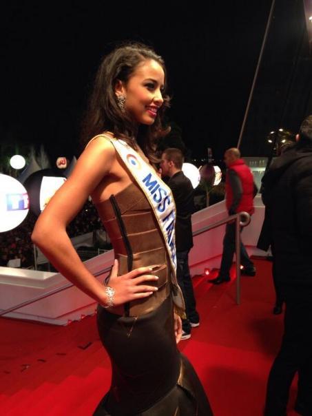 Miss France aux NRJ Music Awards...