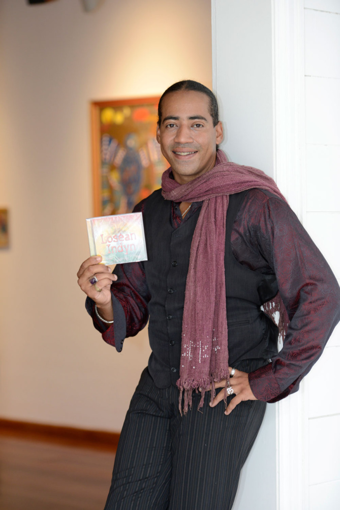 Son attirance pour Madagascar est réelle et s’entend dans son album… Son attirance pour Madagascar est réelle et s’entend dans son album…