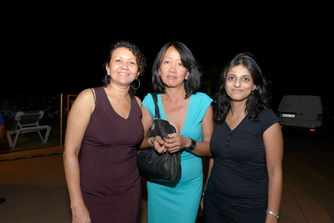 Linda Law-Ki, Eva Doande de Canal+ Réunion,  et Nassima Omarjee,  responsable marketing d’Antenne Réunion