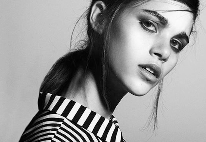 Pauline Hoarau, nommée dans la catégorie Trendy des Melty Future Awards 2014, ravissante en noir & blanc.