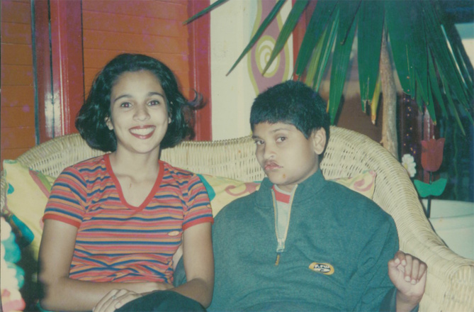 Mes deux enfants Farahnaz et Daoud il y a une quinzaine d’années Mes deux enfants Farahnaz et Daoud il y a une quinzaine d’années