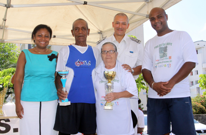 Le commissaire François Lebon, président de l'Association Sportive de la Police Nationale, était également présent pour encourager et féliciter les participants