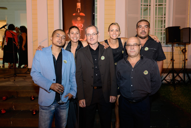 L’équipe commerciale et marketing de Mascarin L’équipe commerciale et marketing de Mascarin