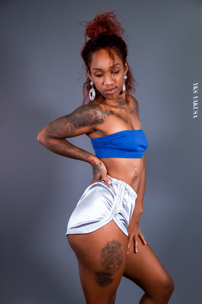 Naïma Yagalom, l'extravagante maman célibataire Naïma Yagalom, l'extravagante maman célibataire