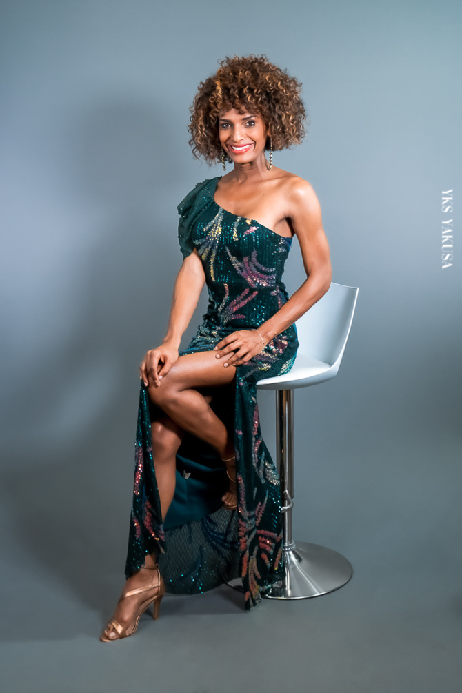 Louïz, une quête vers le bonheur au-delà du genre Louïz, une quête vers le bonheur au-delà du genre