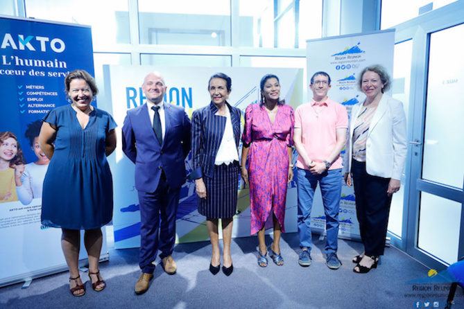 Signature de Convention AKTO/Région Signature de Convention AKTO/Région