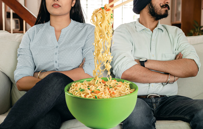 Il divorce parce qu'elle ne cuisine que des nouilles instantanées Il divorce parce qu'elle ne cuisine que des nouilles instantanées