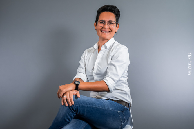 Kelly Mani : " A 38 ans, elle réalise son rêve " Kelly Mani : " A 38 ans, elle réalise son rêve "