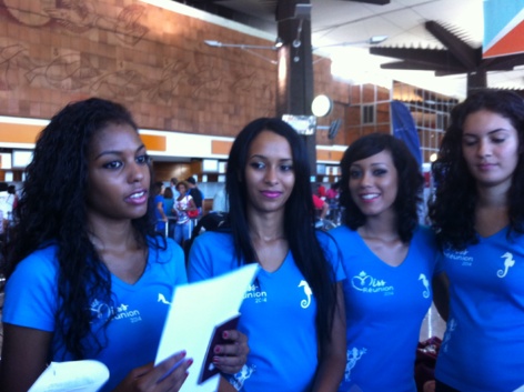 Coraline, Cathy, Yasmine et Armelle Coraline, Cathy, Yasmine et Armelle