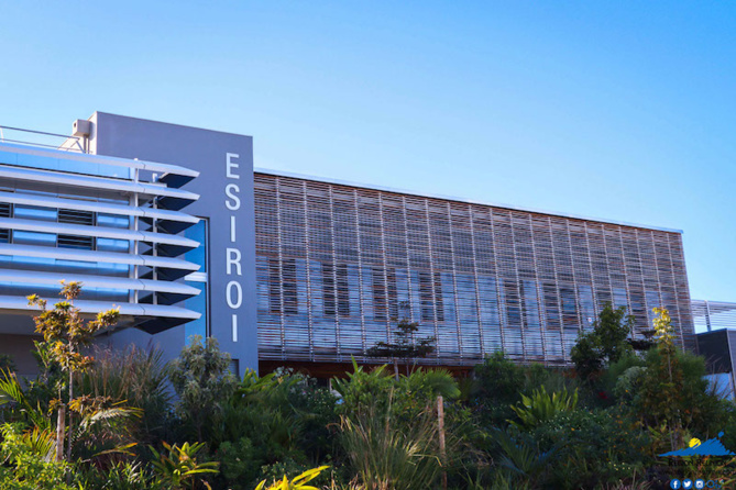 Jean-Bernard Maratchia se rend à l’ESIROI pour la rentrée scolaire Jean-Bernard Maratchia se rend à l’ESIROI pour la rentrée scolaire