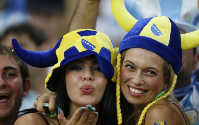 CHAUD CHAUD EN TRIBUNES