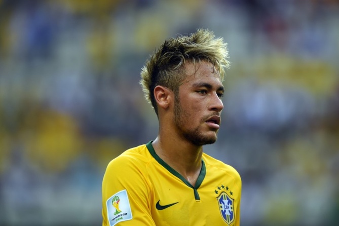 Une coupe "exotique" pour le Brésilien, Neymar.
