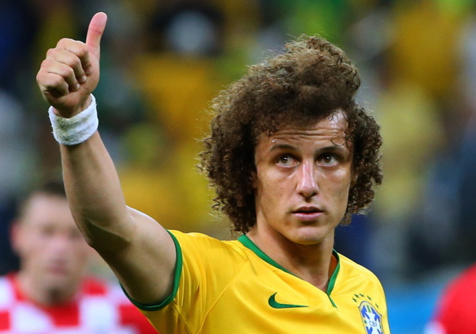Le footballeur brésilien David Luiz tirerait sa force de ses cheveux. Il a de quoi...