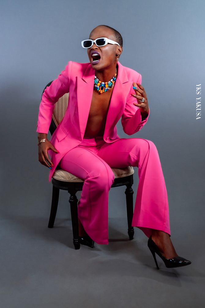 Danielle Swagger, du Botswana à La Réunion elle fait rayonner la beauté africaine Danielle Swagger, du Botswana à La Réunion elle fait rayonner la beauté africaine