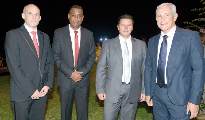 Nouveau Modèle Nouveau Modèle