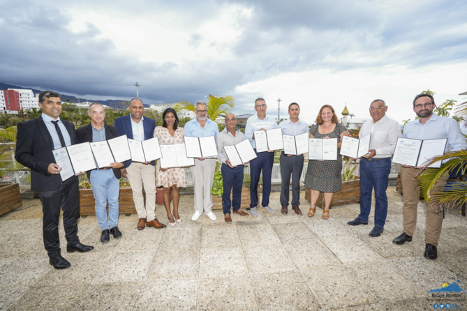 Signature des conventions dans le cadre du pacte régional d'investissements dans les compétences Signature des conventions dans le cadre du pacte régional d'investissements dans les compétences