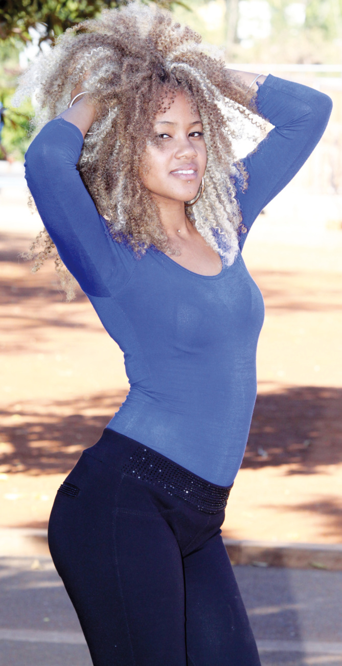 Dana, maquilleuse Foot Dana, maquilleuse Foot