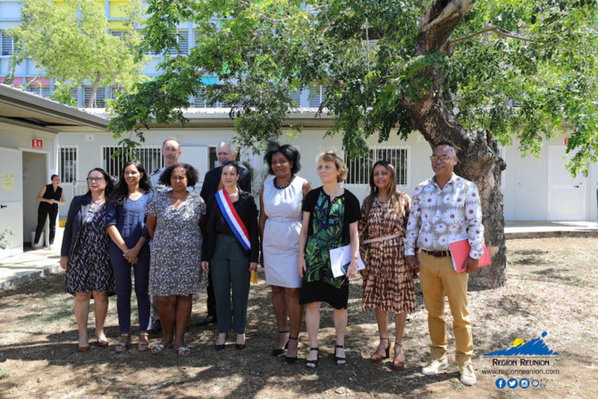 Notre Ecole, Faisons-La Ensemble Notre Ecole, Faisons-La Ensemble