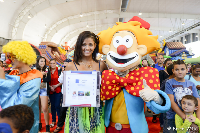 Solidarité à Magik Land : Stéphanie Fugain et Ingreed Mercredi ont fait cause commune Solidarité à Magik Land : Stéphanie Fugain et Ingreed Mercredi ont fait cause commune