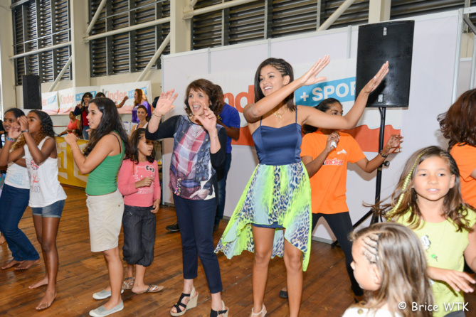 Solidarité à Magik Land : Stéphanie Fugain et Ingreed Mercredi ont fait cause commune Solidarité à Magik Land : Stéphanie Fugain et Ingreed Mercredi ont fait cause commune