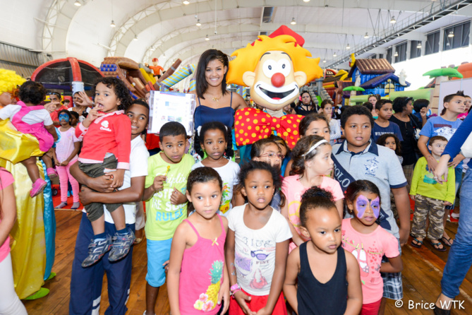 Solidarité à Magik Land : Stéphanie Fugain et Ingreed Mercredi ont fait cause commune Solidarité à Magik Land : Stéphanie Fugain et Ingreed Mercredi ont fait cause commune