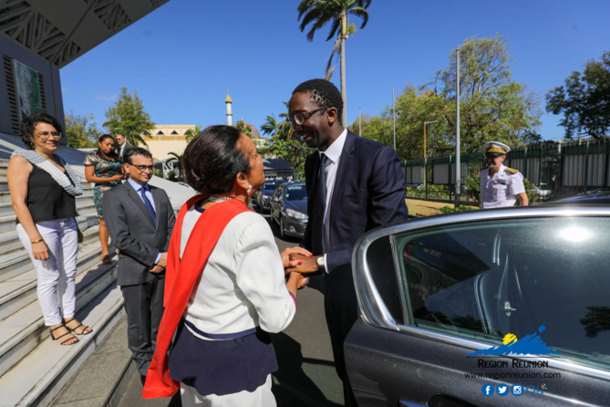 Huguette Bello a reçu ce matin le Secrétaire d’État à la mer, Hervé Berville Huguette Bello a reçu ce matin le Secrétaire d’État à la mer, Hervé Berville