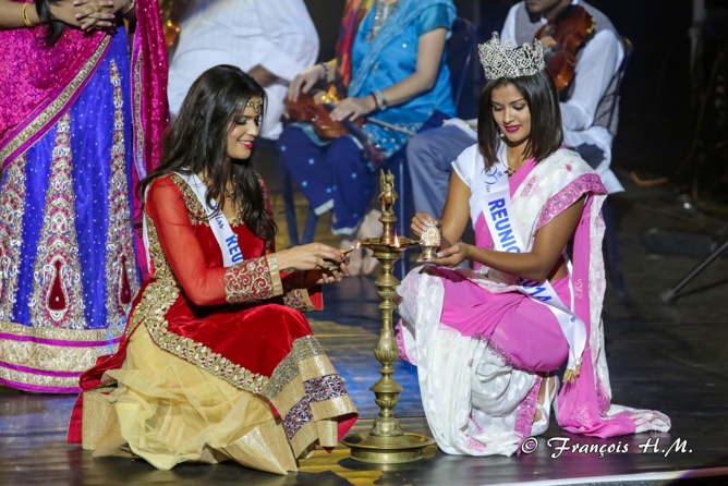 Anniversaire au Téat de Saint-Gilles - L'Inde fête son indépendance Anniversaire au Téat de Saint-Gilles - L'Inde fête son indépendance