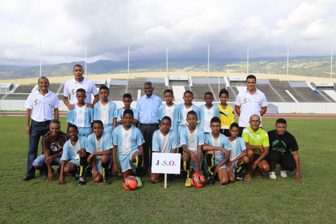 Pour sa sixième édition, l'opération « Foot en VIM » a pris ses quartiers au Stade Olympique de Saint-Paul. Un magnifique cadeau offert aux enfants de la part du premier magistrat Joseph Sinimalé, grand fan de foot.