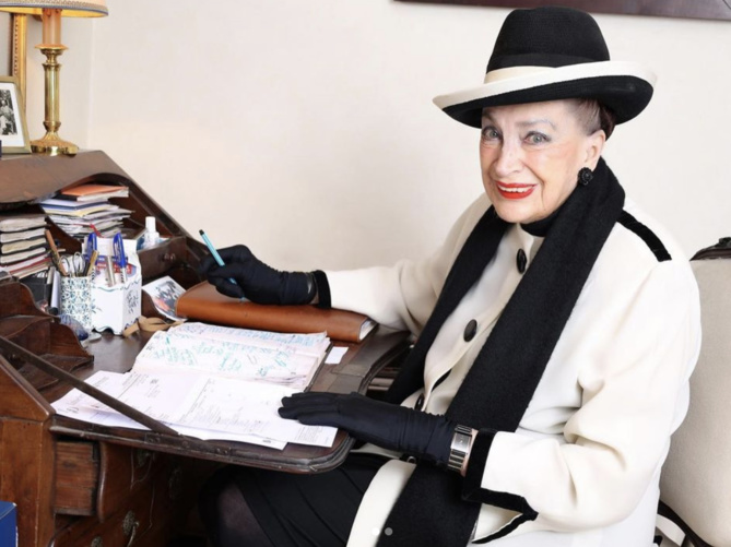 Capture Instagram Geneviève de Fontenay Capture Instagram Geneviève de Fontenay