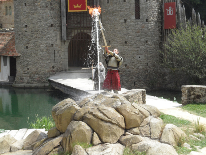 Le nouveau show: la légende de Roland Le nouveau show: la légende de Roland