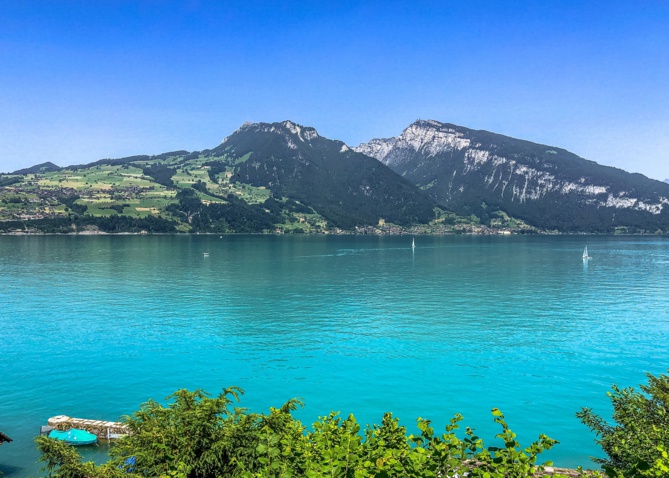 Crise de panique en plein cours de plongée : une jeune femme décède dans un lac Crise de panique en plein cours de plongée : une jeune femme décède dans un lac
