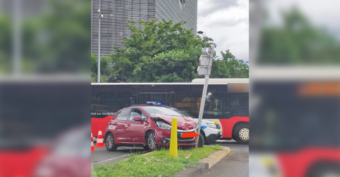 Photo groupe Facebook Radar974 Photo groupe Facebook Radar974