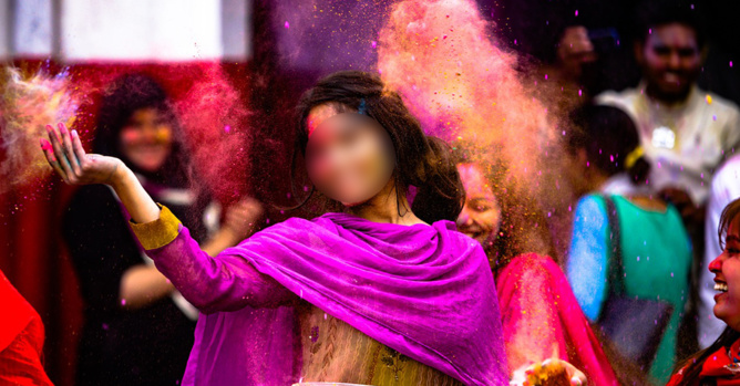 Une Indienne de huit ans renonce à sa fortune pour devenir nonne Une Indienne de huit ans renonce à sa fortune pour devenir nonne