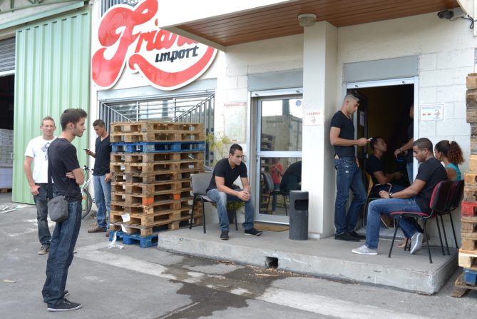 Savoir patienter, une grande qualité chez un futur mannequin Savoir patienter, une grande qualité chez un futur mannequin