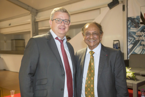 Frédéric Cormerois, directeur régional Bred Banque Populaire, et Abdéali Goulamaly Frédéric Cormerois, directeur régional Bred Banque Populaire, et Abdéali Goulamaly